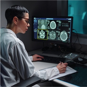 Naše technologie pro terapii červeným světlem je vědecky podložená, založená na desetiletích výzkumu a ověřená mnoha studiemi a klinickými testy.